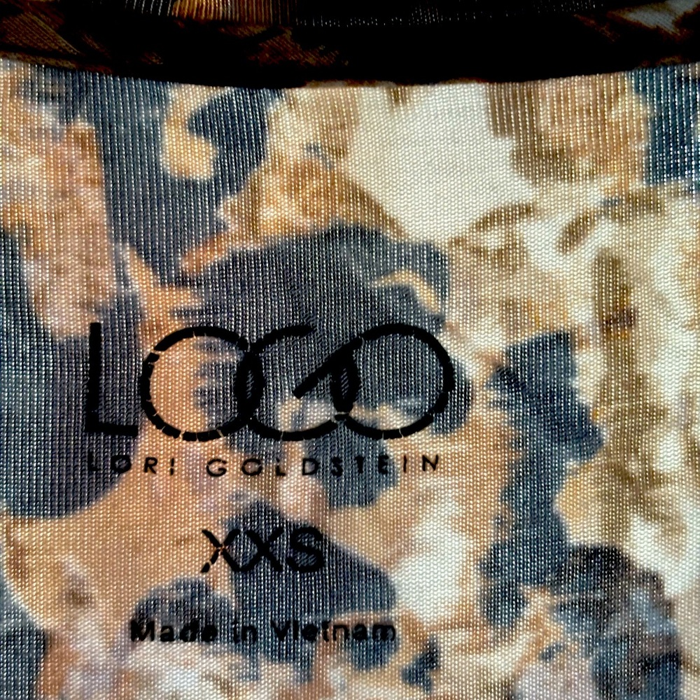 Logo long T-shirt with front pocket